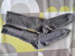 2 paires de chaussettes tricotées à la main, taille 41/42, Taille 39 à 42, Autres couleurs, Enlèvement ou Envoi, Neuf