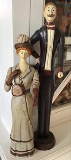 Beau couple de poupées en bois brocante avec rivets, Antiquités & Art, Curiosités & Brocante, Enlèvement ou Envoi