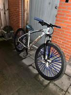 Wheelie bike, Fietsen en Brommers, Fietsen | Crossfietsen en BMX, Ophalen, Zo goed als nieuw, Staal, 24 inch of meer