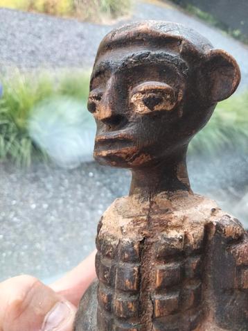Oud tribal beeldje hout Afrika 