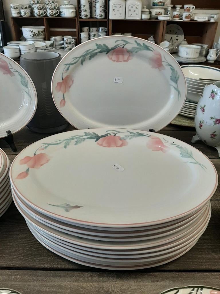 12€/pc * Grandes assiettes ovales Villeroy et Boch Melody, Huis en Inrichting, Ophalen of Verzenden, Zo goed als nieuw