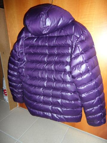 Down jacket met capuchon paars M beschikbaar voor biedingen
