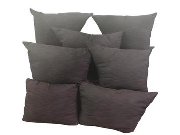 7 mooie lounge kussens "All Weather Sunbrella Luxe"Bristol beschikbaar voor biedingen