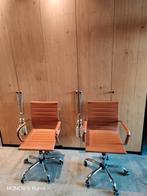 2 bureau stoelen, Ophalen, Zo goed als nieuw, Beige, Bureaustoel