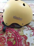 Gloednieuwe helm nooit gebruikt en is nog in perfecte staat, Fietsen en Brommers, Brommerhelmen, Ophalen of Verzenden