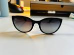 Zwarte ray-ban zonnebril, Handtassen en Accessoires, Zonnebrillen en Brillen | Dames, Zonnebril, Zwart, Ophalen of Verzenden, Zo goed als nieuw
