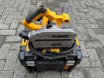 Dewalt DWS520, Doe-het-zelf en Bouw, Gereedschap | Zaagmachines, Ophalen, Invalzaag, Zo goed als nieuw, Dewalt