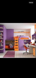 Chambre avec jusqu'à 4 couchages - design italien, Enfants & Bébés, Chambre d'enfant | Chambres d'enfant complètes, Comme neuf