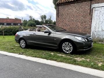 Mercedes E220CDI CABRIO disponible aux enchères