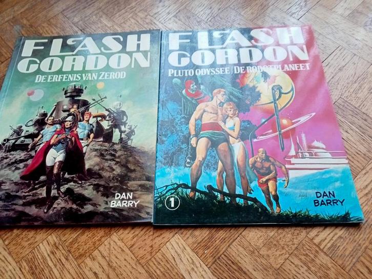 Diverse strips, Boeken, Stripverhalen, Gelezen, Ophalen of Verzenden