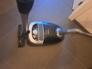 Stofzuiger Miele complete C2 Flex beschikbaar voor biedingen