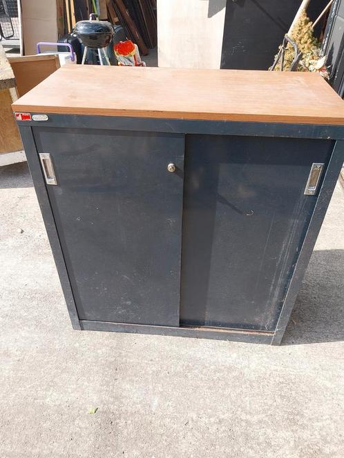 Metalen schuifdeur kast Delbart, Huis en Inrichting, Kasten | Roldeurkasten en Archiefkasten, Gebruikt, Ophalen