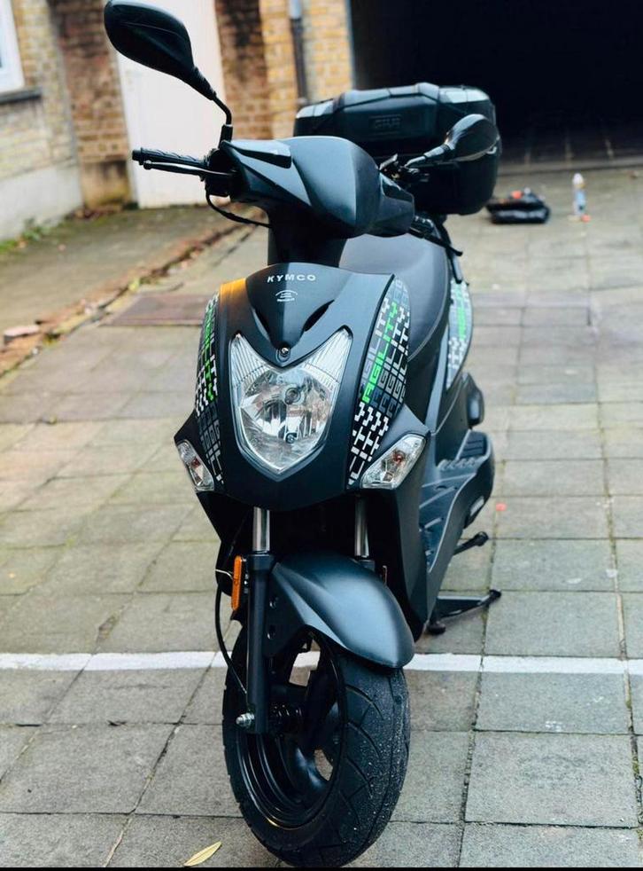 kymco Agility 50 (A klasse), Fietsen en Brommers, Scooters | SYM, Zo goed als nieuw, Ophalen