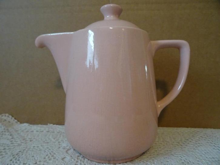 Antieke theepot theekan pastel roze theepot P Regout 1930, Antiek en Kunst, Antiek | Servies los, Ophalen of Verzenden