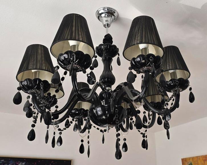 Set: Zwarte kroonluchter 8 lampen + 2 bijpassende muurlampen, Huis en Inrichting, Lampen | Kroonluchters, Ophalen