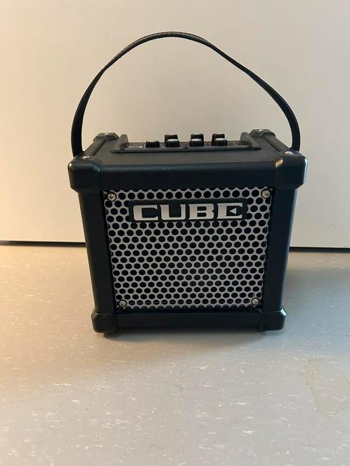 Roland Micro Cube GX - 3 watts, Musique & Instruments, Amplis | Basse & Guitare, Comme neuf, Guitare, Moins de 50 watts, Enlèvement ou Envoi