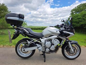YAMAHA FZ6S UIT 2004 MET 23.800 KM OP DE TELLER! beschikbaar voor biedingen