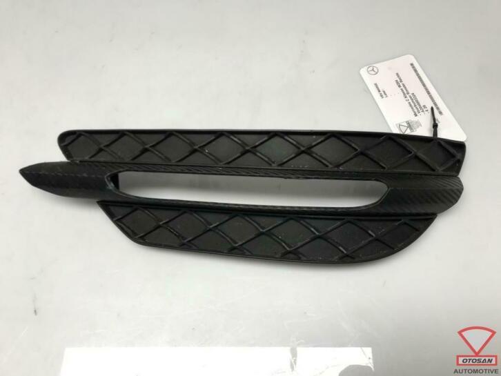 mercedes c klasse w204 voorbumper rooster rechts a2048803324, Auto-onderdelen, Carrosserie, Bumper, Mercedes-Benz, Rechts, Gebruikt