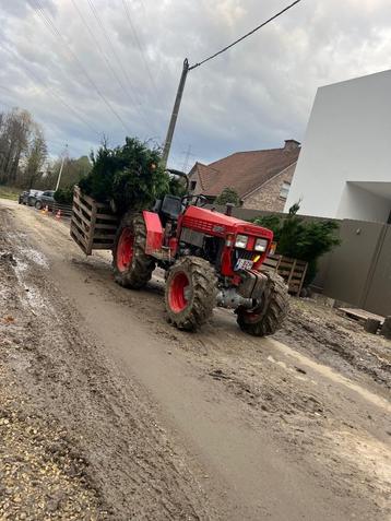 Tuinenleuckx minitractor werktuigen kraan & chauffeur tehuur beschikbaar voor biedingen