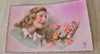 Carte postale ancienne fille aux roses 1915, Collections, Enlèvement ou Envoi, Affranchie
