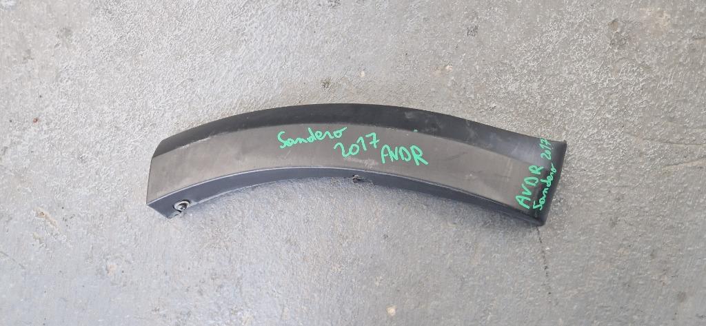 Elargisseur DACIA SANDERO 2 STEPWAY AVANT DROIT 2017, Enlèvement, Droite, Dacia