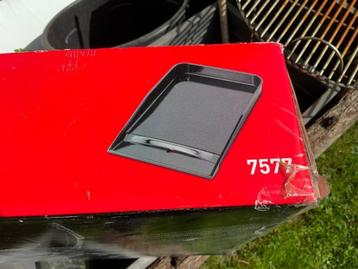 Weber 7577 bakplaat beschikbaar voor biedingen