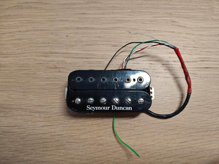 Seymour Duncan schreeuwt daemon Maricela Juarez, Muziek en Instrumenten, Instrumenten | Onderdelen, Gebruikt, Elektrische gitaar
