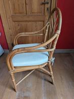 Lot van 8 handgemaakte houten stoelen met bieszitting, Ophalen