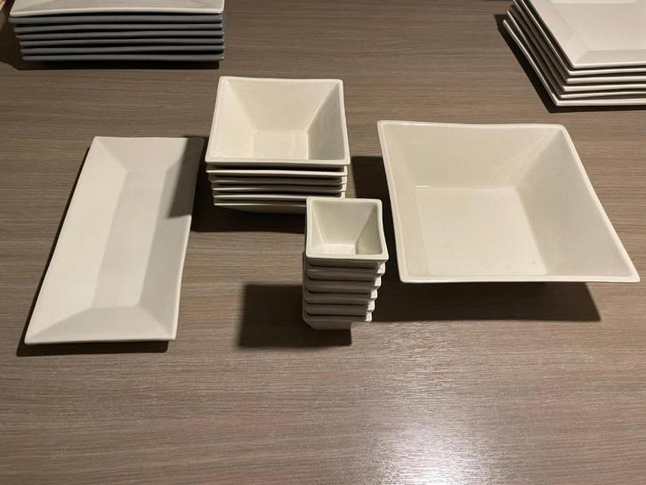 *  Set zware KOMMEN vierkant   6+6+1+1 handgemaakt   *1€/st, Maison & Meubles, Cuisine | Vaisselle, Utilisé, Récipient(s), Poterie