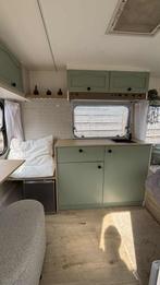 Gerenoveerde caravan 750kg - Adria C350 SLB, Caravans en Kamperen, Vast bed, Particulier, Adria, 4 tot 5 meter