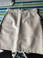 Mooie beige rok, Ophalen, Zo goed als nieuw, Maat 38/40 (M), Beige