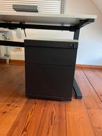 Ladenblok van zeer goede kwaliteit (steelcase), Ophalen, Zo goed als nieuw