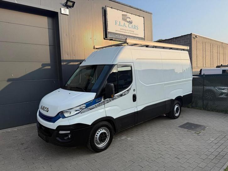 IVECO DAILY AUTOMAAT 2.3HPI L2 H2 BJ2019 EURO6B AIRCO GEKEUR, Auto's, Bestelwagens en Lichte vracht, Bedrijf, Te koop, ABS, Airbags