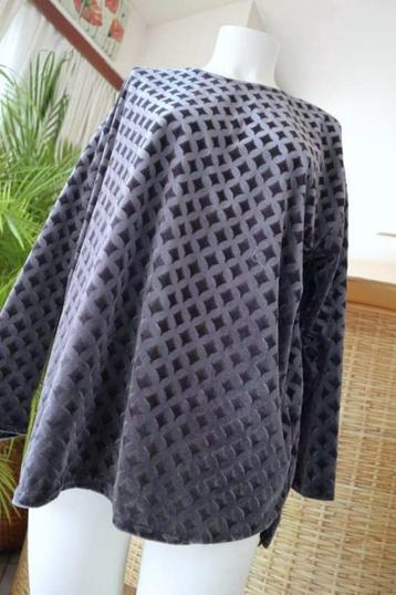 origineel sierlijk verfijnd jersey pull beschikbaar voor biedingen