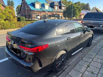 Mooie bmw 218i m sport pack pro te koop, Autos, BMW, Cuir, Achat, 4 portes, Carnet d'entretien
