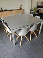 Vierkante eettafel aluminium met 8 bijhorende stoelen, Huis en Inrichting, Ophalen, Overige materialen, Gebruikt, Vierkant