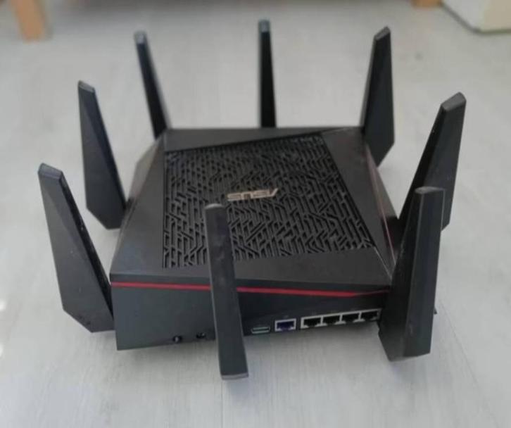 Asus RT AC5300 Tri-Band WiFi Router, Computers en Software, Routers en Modems, Gebruikt, Router, Ophalen