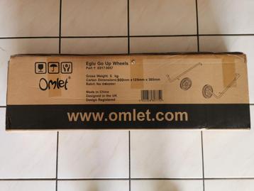 NIEUW Omlet Eglu Go Up kippenhokwielen, nooit gebruikt
 beschikbaar voor biedingen