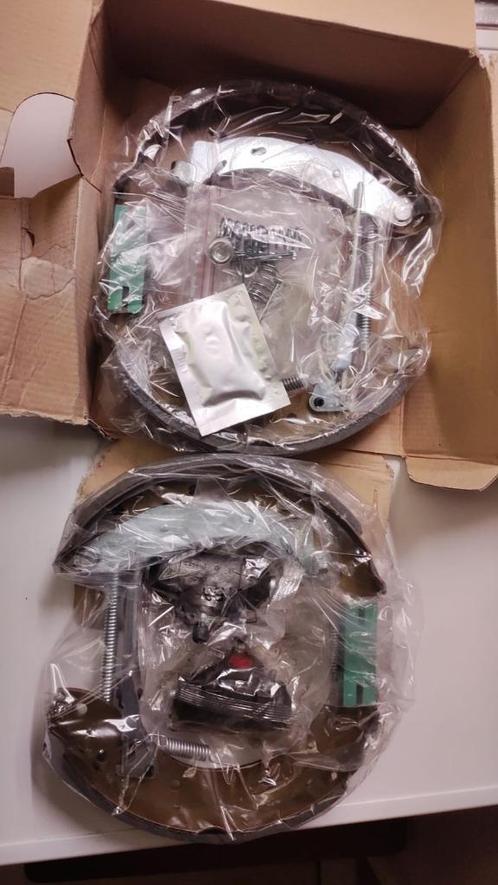 Rem kit Remschoenen set voor Citroën Peugeot, Auto-onderdelen, Remmen en Aandrijving, Citroën, Overige automerken, Peugeot, Nieuw