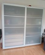 Ikea kast met schuifdeuren, Huis en Inrichting, Kasten | Kleerkasten, Ophalen, Zo goed als nieuw, 200 cm of meer