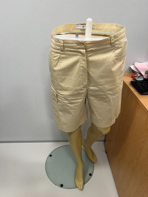 tommy hilfiger 36, Kleding | Dames, Broeken en Pantalons, Gedragen, Maat 36 (S), Beige, Kort, Ophalen of Verzenden