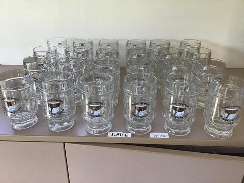 41 bierglazen met oor (Brugs tarwebier, ...), Huis en Inrichting, Keuken | Servies, Zo goed als nieuw, Ophalen of Verzenden