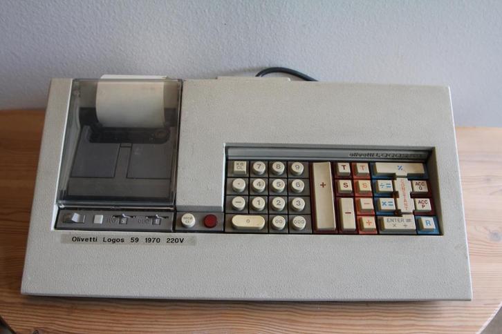 oude rekenmachines met o.a. Olivetti, Antiek en Kunst, Antiek | Brons en Koper, Brons, Ophalen