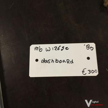 Mercedes W126 1980 Dashboard beschikbaar voor biedingen