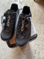 Nieuwe fietsschoenen ekoi maat 42, Fietsen en Brommers, Fietsaccessoires | Fietskleding, Ophalen, Zo goed als nieuw