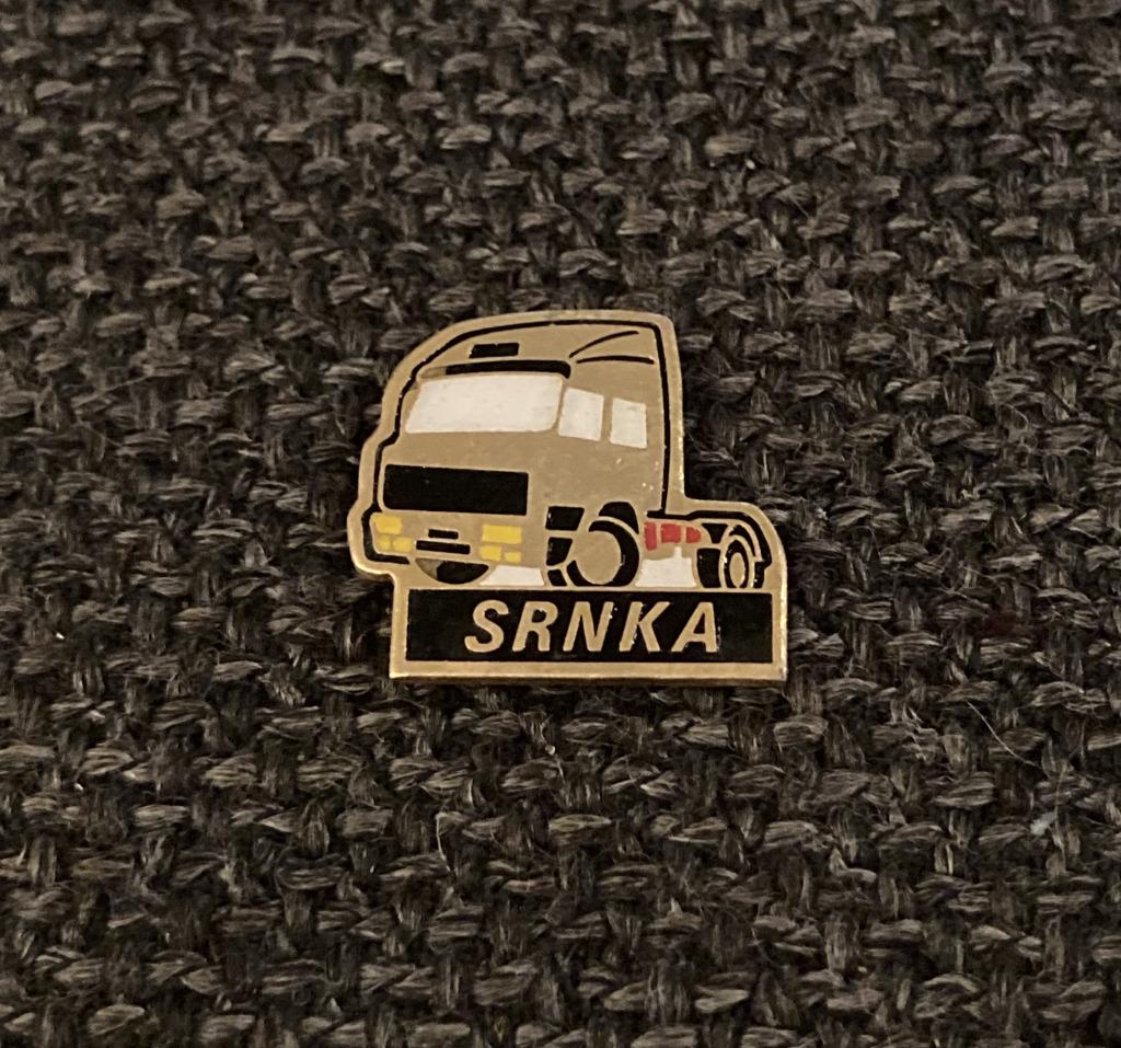 PIN - SRNKA - CAMION - TRUCK, Envoi, Utilisé, Transport, Insigne ou Pin's