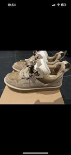 UGG lowmel sand NIEUW, Kleding | Dames, Ophalen of Verzenden, Nieuw