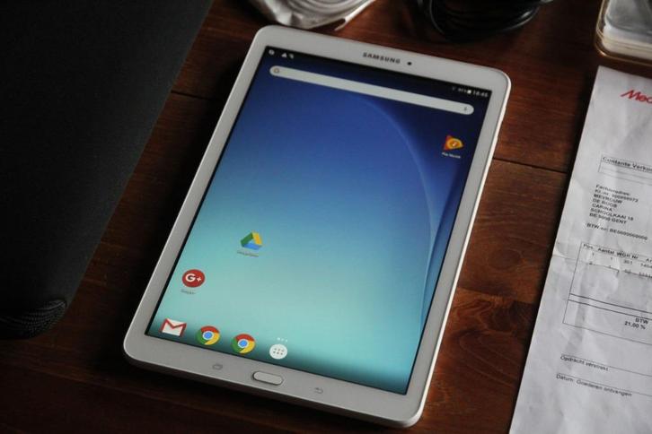 Samsung tablet, Computers en Software, Android Tablets, Nieuw, Wi-Fi en Mobiel internet, 9 inch, 16 GB, Gps, Uitbreidbaar geheugen