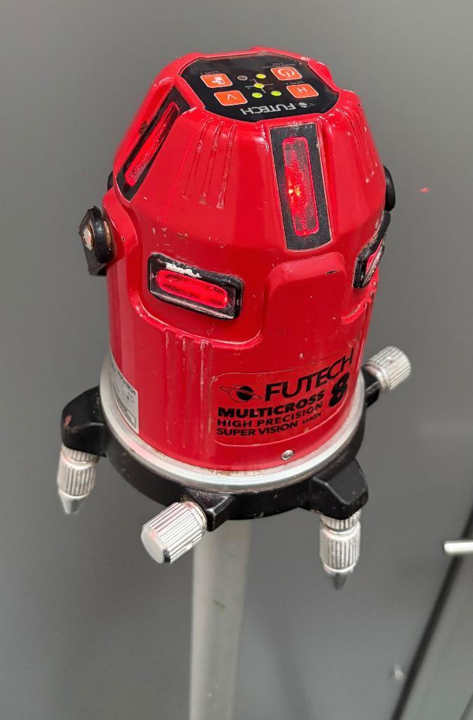 Futech Multicross 8 High Precision Super Vision, Doe-het-zelf en Bouw, Meetapparatuur, Nieuw, Afstand, Ophalen of Verzenden
