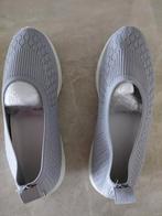huispantoffels, Vêtements | Femmes, Chaussures, ANDERE, Gris, Comme neuf, Enlèvement
